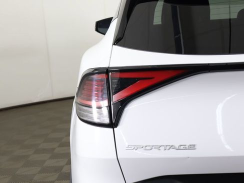 Used 2024 Kia Sportage EX FWD image 14