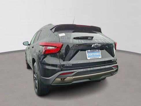 Certified 2025 Chevrolet Trax ACTIV image 4