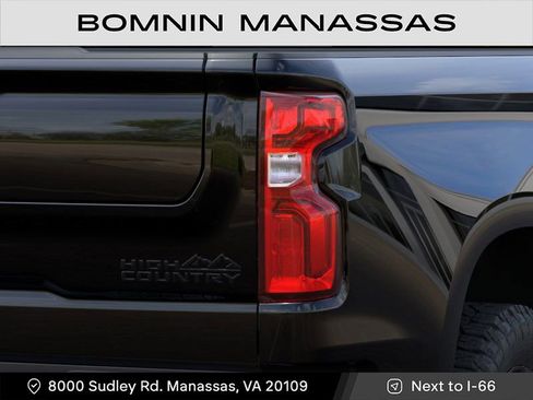 New 2026 Chevrolet Silverado 1500 High Country w/ Midnight Edition AWD/4WD image 11