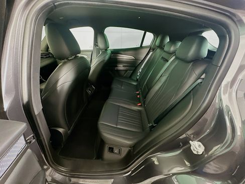 Used 2024 Maserati Grecale GT image 27
