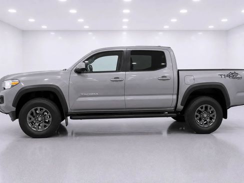 Used 2021 Toyota Tacoma SR5 w/ Trail Edition AWD/4WD image 2