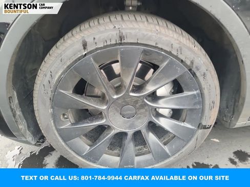 Used 2023 Tesla Model Y Long Range image 2