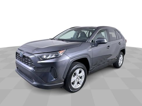 Used 2021 Toyota RAV4 LE image 40