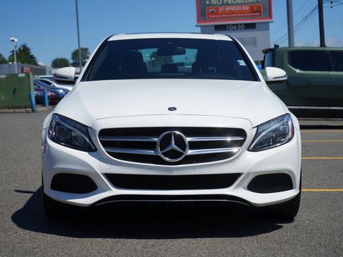 Used 2018 Mercedes-Benz C 300 4MATIC Sedan image 8