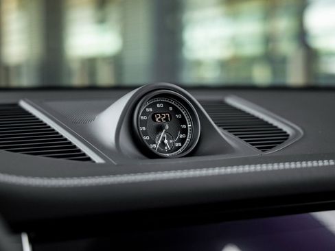 New 2026 Porsche Macan GTS image 27