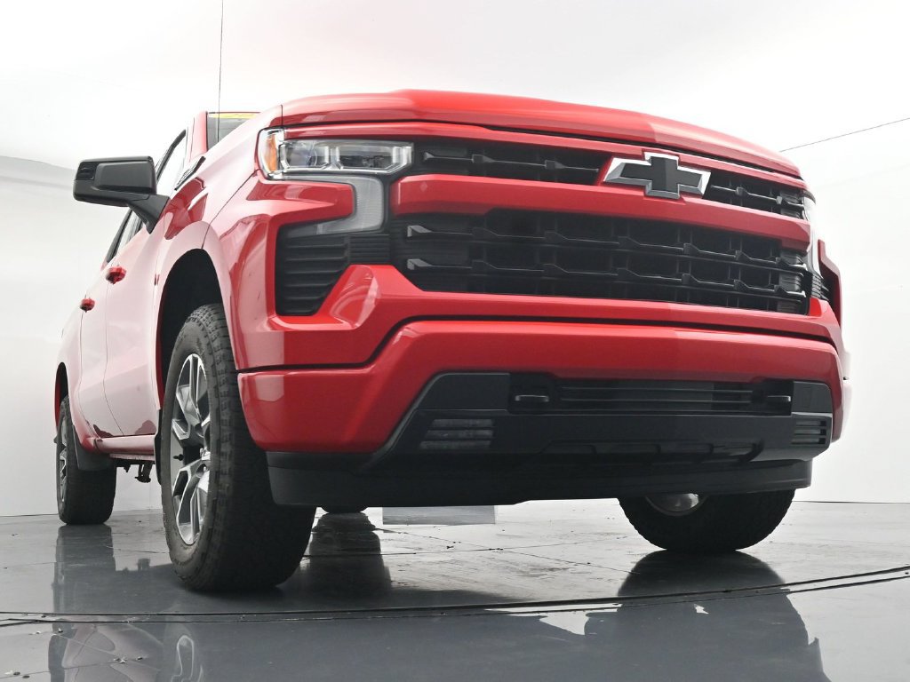 Used 2023 Chevrolet Silverado 1500 RST AWD/4WD image 36