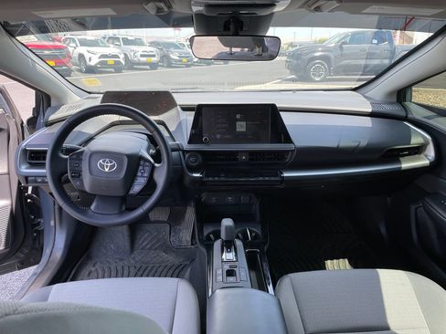 Certified 2025 Toyota Prius LE AWD/4WD image 11