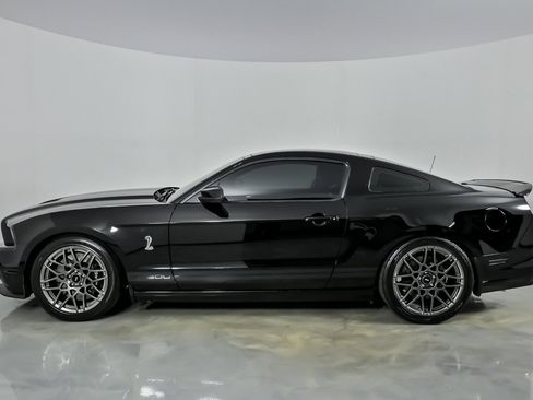 Used 2013 Ford Mustang Shelby GT500 RWD image 8
