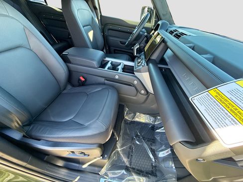 New 2026 Land Rover Defender 110 X image 15