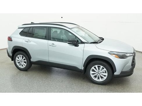 New 2026 Toyota Corolla Cross LE FWD image 16
