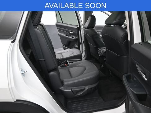 Used 2024 Toyota Grand Highlander AWD image 34