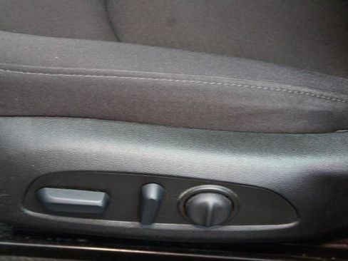 Used 2023 Chevrolet Malibu LT FWD image 16