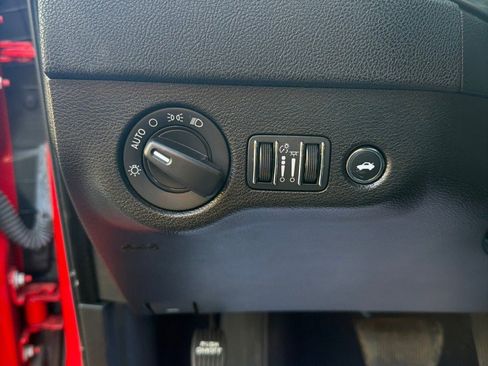 Used 2023 Dodge Charger SXT image 13