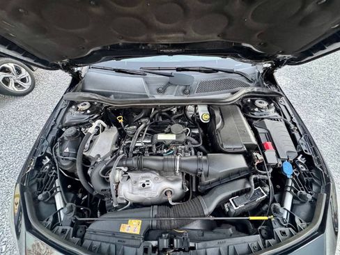 Used 2018 Mercedes-Benz CLA 250 image 14