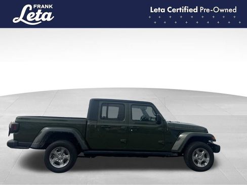 Used 2021 Jeep Gladiator Sport AWD/4WD image 6