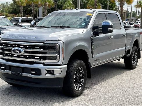 Used 2024 Ford F250 Platinum w/ FX4 Off-Road Package AWD/4WD image 3