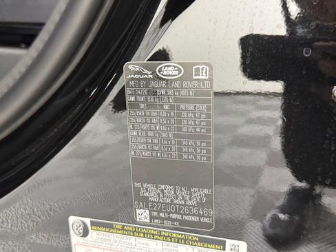 New 2026 Land Rover Defender 110 X-Dynamic SE AWD/4WD image 24