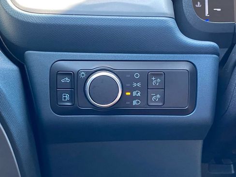Used 2025 Ford Maverick XL w/ Equipment Group 101A AWD/4WD image 10