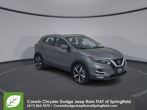 Used 2021 Nissan Rogue Sport SL w/ Premium Package AWD/4WD image 3