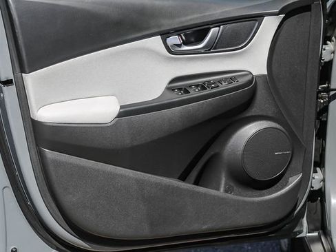 Certified 2023 Hyundai Kona Limited FWD image 24