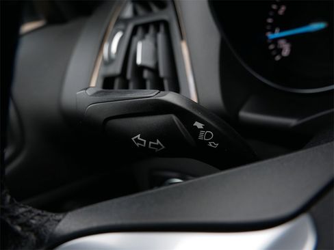 Used 2015 Ford Escape Titanium w/ Equipment Group 301A image 22