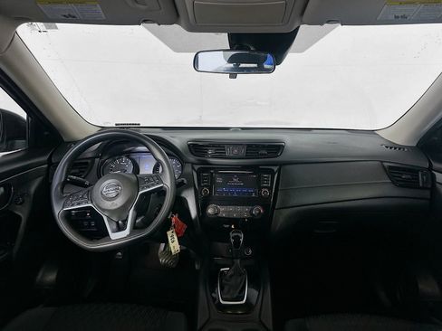 Used 2020 Nissan Rogue S FWD image 20