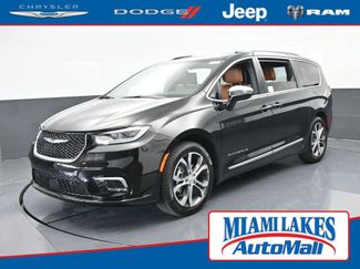 New 2026 Chrysler Pacifica Pinnacle 360° Tour