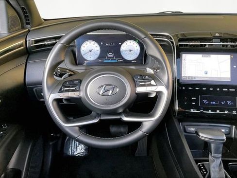 Used 2023 Hyundai Santa Cruz SEL Premium image 8