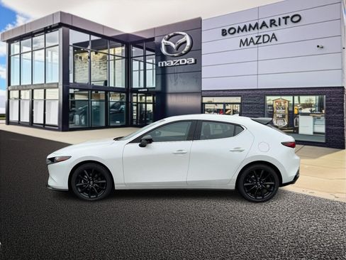Used 2026 MAZDA MAZDA3 Hatchback w/Premium Plus Pkg AWD/4WD image 2