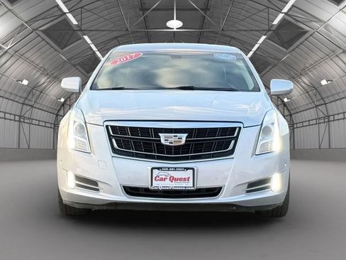 Used 2017 Cadillac XTS Luxury image 2