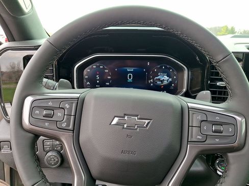 New 2026 Chevrolet Silverado 1500 ZR2 w/ ZR2 Bison Edition AWD/4WD image 17