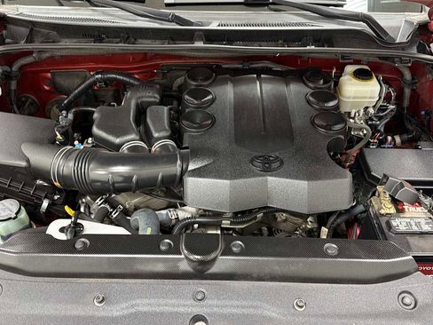 Used 2016 Toyota 4Runner SR5 Premium AWD/4WD image 32