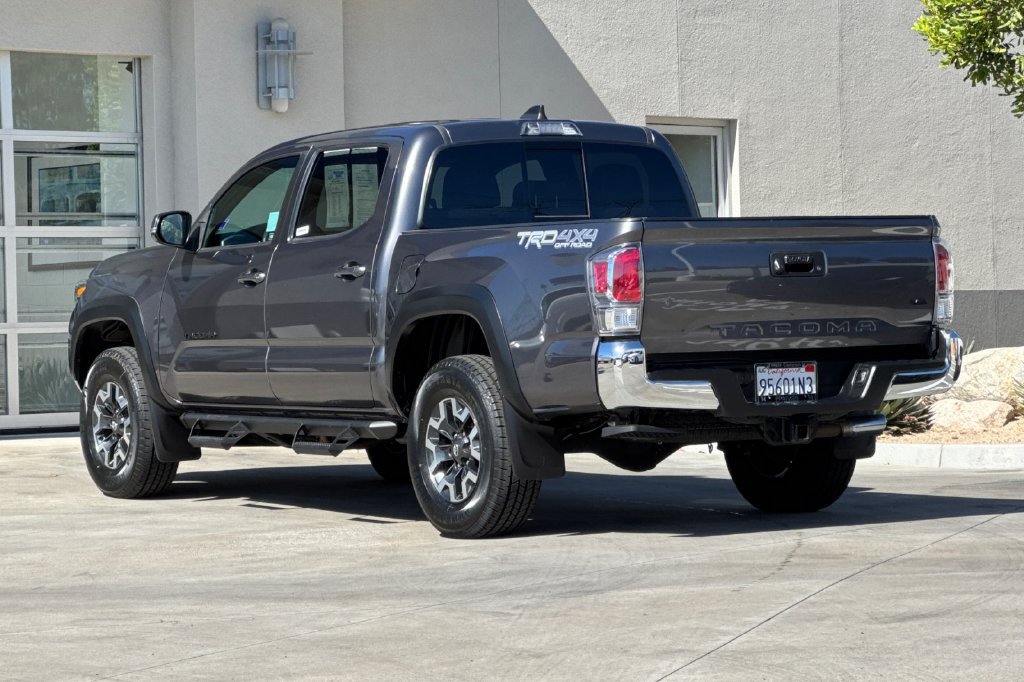Used 2022 Toyota Tacoma TRD Off-Road AWD/4WD image 6