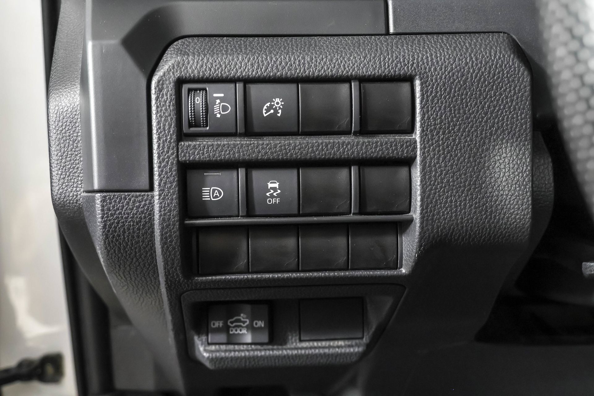 Used 2024 Toyota Tacoma SR RWD image 23