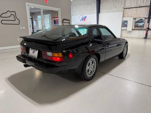 Used 1988 Porsche 924 S RWD image 55