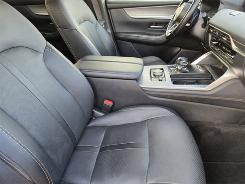 Used 2024 MAZDA CX-90 3.3 Turbo w/ Premium Package image 19