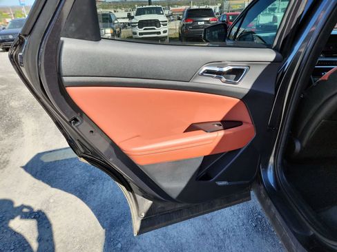 Used 2023 Kia Sportage SX image 28