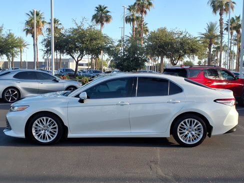 Certified 2020 Toyota Camry XLE w/ Carpet Mat Package FWD image 7
