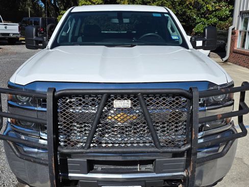 Used 2019 Chevrolet Silverado 2500 W/T image 8