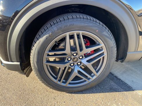 New 2026 Ford Explorer ST image 2