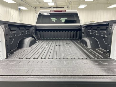 Used 2026 Chevrolet Silverado 2500 Custom w/ Custom Convenience Package AWD/4WD image 23