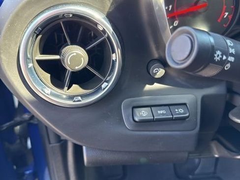 Used 2019 Chevrolet Camaro SS RWD image 18
