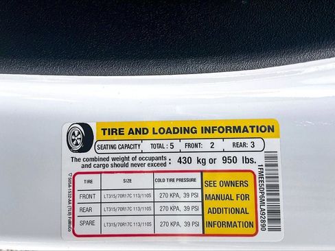 Used 2021 Ford Bronco Badlands image 17