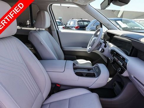 Certified 2026 Hyundai Palisade SEL Premium FWD image 18