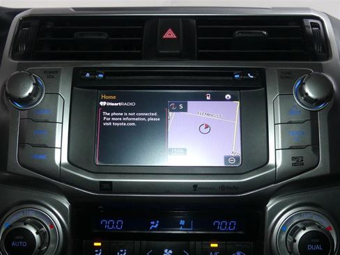 Used 2015 Toyota 4Runner Limited image 37