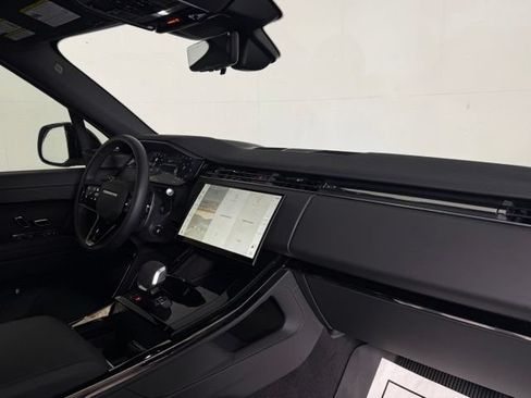 New 2026 Land Rover Range Rover Sport Dynamic SE AWD/4WD image 23