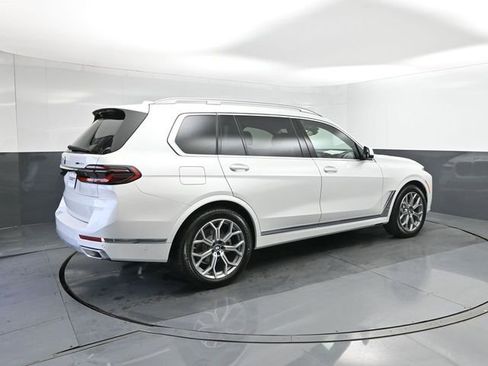 New 2026 BMW X7 xDrive40i image 15