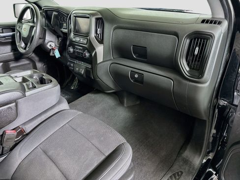 Used 2020 Chevrolet Silverado 1500 Custom w/ Custom Value Package AWD/4WD image 28