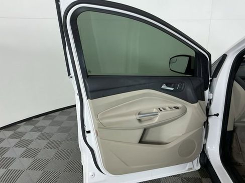 Used 2014 Ford Escape SE w/ Equipment Group 201A FWD image 13