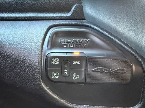 Used 2022 RAM 2500 Laramie w/ Night Edition AWD/4WD image 18